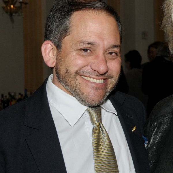 Caretaker of a Magical NY Hamptons Garden: Q&A Alejandro Saralegui /